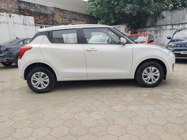 https://images10.gaadi.com/usedcar_image/4564159/original/processed_281166a15fb8901461c35050a6bc4f10.jpeg?imwidth=6401