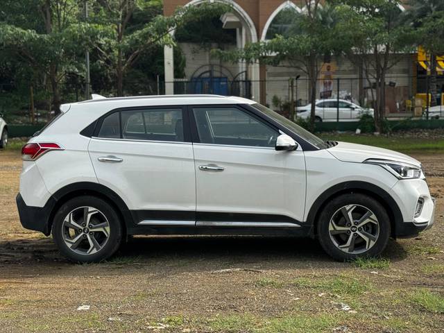https://images10.gaadi.com/usedcar_image/4564163/original/70352433b35b51356e887241a4b0f772.jpg?imwidth=6401