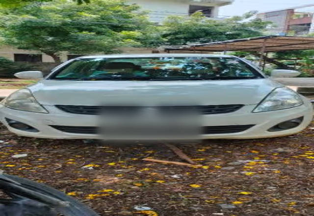 https://images10.gaadi.com/usedcar_image/4564188/original/55e5cd3d-d983-44ee-8ecb-5bfd8da1f5a4.?imwidth=6400