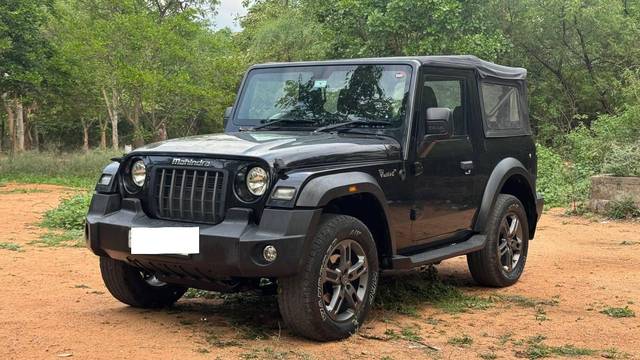 https://images10.gaadi.com/usedcar_image/4564206/original/processed_d954ee039f2499b5aee74620dac0ccee.jpg?imwidth=6400