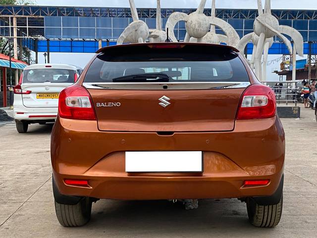 https://images10.gaadi.com/usedcar_image/4564213/original/processed_30be99871383f98e3b5190e15dd21fdf.jpg?imwidth=6402
