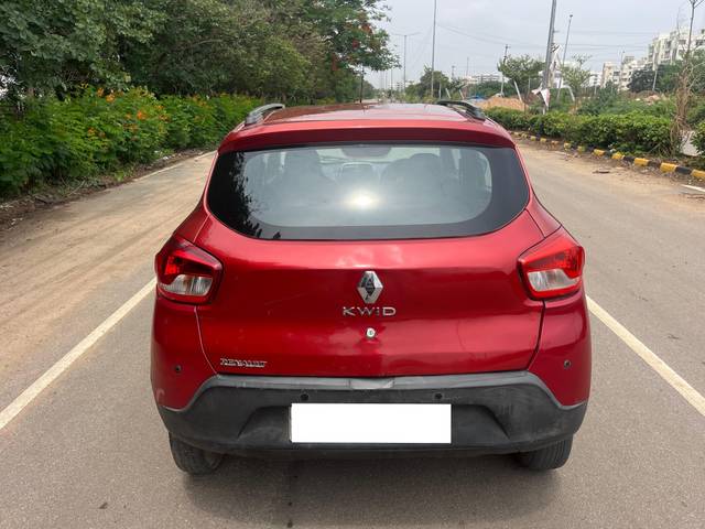 https://images10.gaadi.com/usedcar_image/4564254/original/processed_90a2819d35070160db7d975ca2dc9479.jpg?imwidth=6402