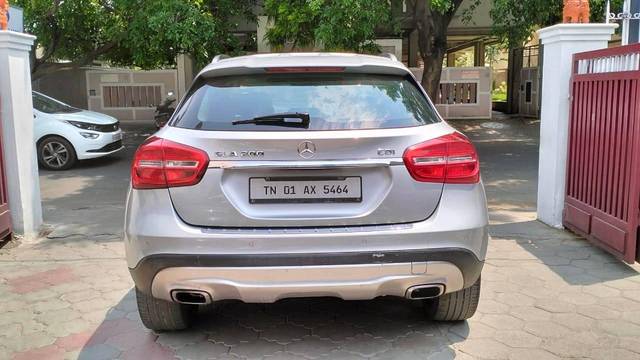 https://images10.gaadi.com/usedcar_image/4564263/original/processed_86d77b3142269be12f63715f7a61d432.jpeg?imwidth=6402