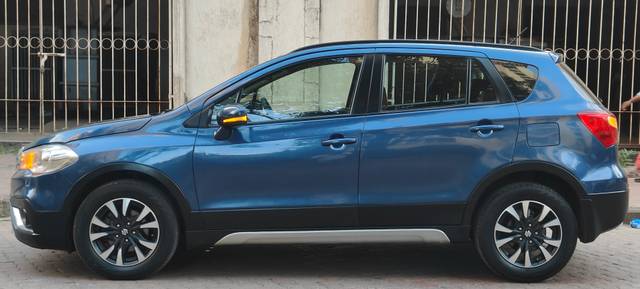 https://images10.gaadi.com/usedcar_image/4564271/original/b492df236a8217d6714d4fca3f554c48.jpg?imwidth=6402