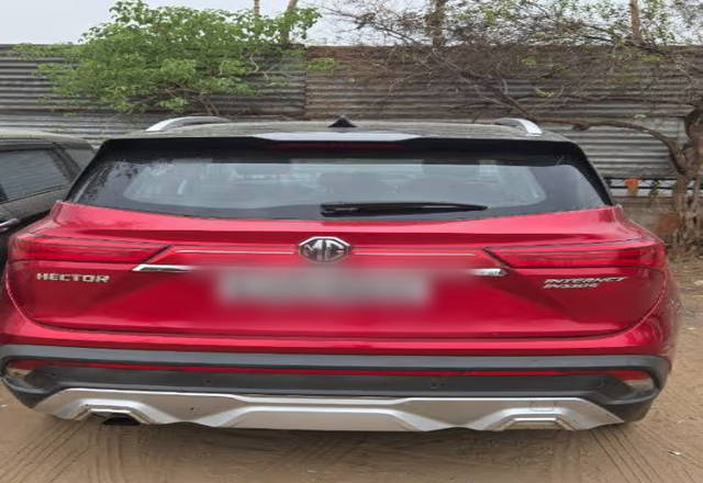 https://images10.gaadi.com/usedcar_image/4564295/original/55796c5c-79ad-4cbb-9838-f6e1bca3c688.?imwidth=6401
