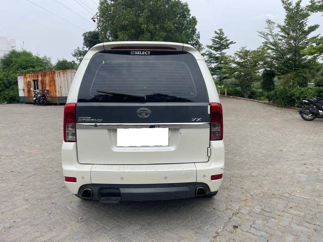 https://images10.gaadi.com/usedcar_image/4564297/original/processed_776eb64fe55abad0e2cd977583f5a8e3.jpg?imwidth=6402