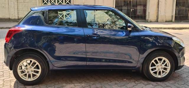 https://images10.gaadi.com/usedcar_image/4564300/original/processed_16ba37195aba1c74c145d85ada5cd8a6.jpg?imwidth=6401