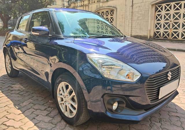 https://images10.gaadi.com/usedcar_image/4564300/original/processed_38ffa903e70eb9912d18d424a6a08421.jpg?imwidth=6400