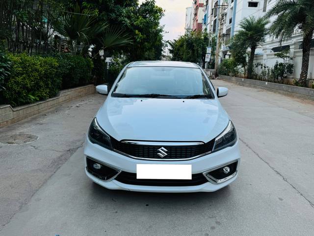 https://images10.gaadi.com/usedcar_image/4564304/original/processed_ef48dcfbfd6edc2c2ef2b9365a6a1167.jpg?imwidth=6402