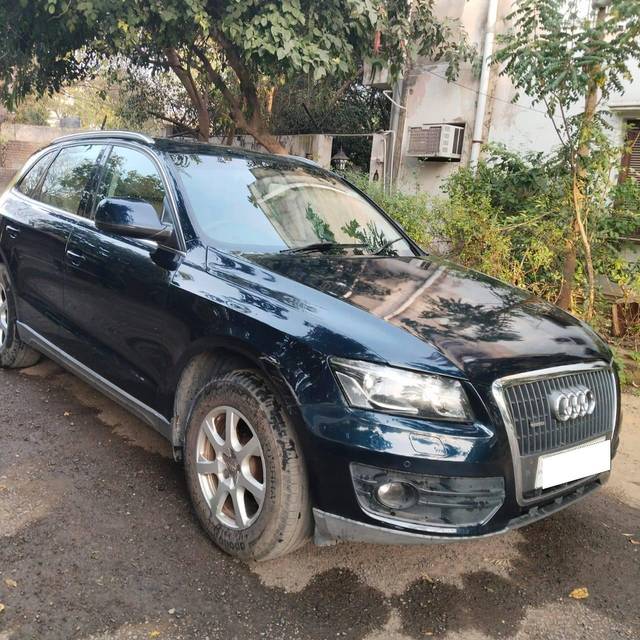 https://images10.gaadi.com/usedcar_image/4564313/original/processed_16d0b43f-9fdf-4437-9501-3b9040ffc23e.jpg?imwidth=6402