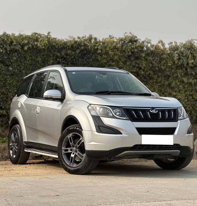https://images10.gaadi.com/usedcar_image/4564331/original/processed_df130510b8613e4f8410ff9d4f1bf1a1.jpeg?imwidth=6400