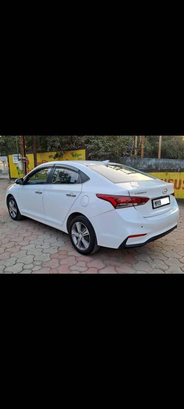 https://images10.gaadi.com/usedcar_image/4564340/original/processed_4519e25efc814b8ac999ae5bb179ada6.jpeg?imwidth=6402