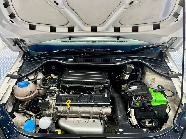 https://images10.gaadi.com/usedcar_image/4564373/original/681ae1345927e7def21aa4f233aca263.jpg?imwidth=6401