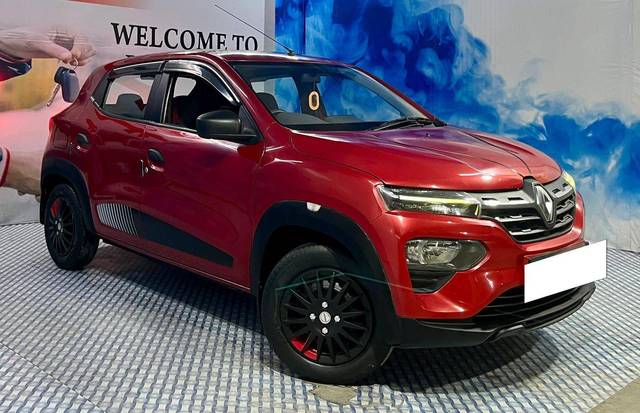 https://images10.gaadi.com/usedcar_image/4564384/original/processed_b1985ddb1b415d35597ecfeb7ed07f89.jpg?imwidth=6400