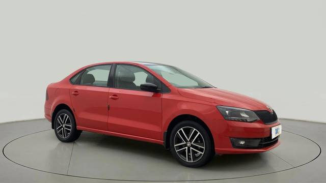 https://images10.gaadi.com/usedcar_image/4564392/original/e029e4d54375fd061a2cfaff6fefb7aa.jpg?imwidth=6400
