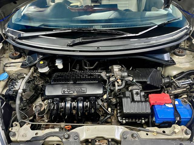https://images10.gaadi.com/usedcar_image/4564393/original/0f799f9fdc4b4ecf9351a068855074a2.jpg?imwidth=6401