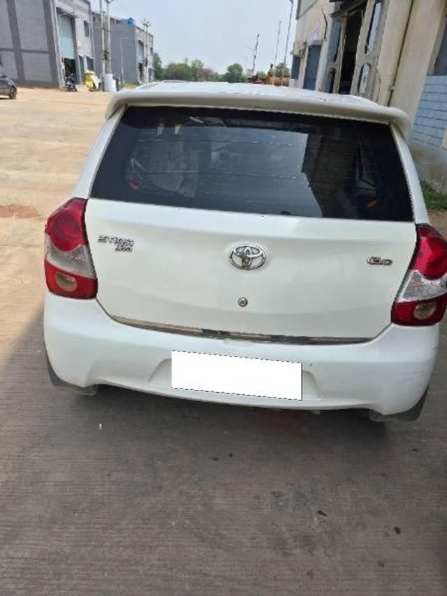 https://images10.gaadi.com/usedcar_image/4564399/original/processed_fe6da954-8e5e-427a-8c4f-9bc6927cfbb6.jpg?imwidth=6401