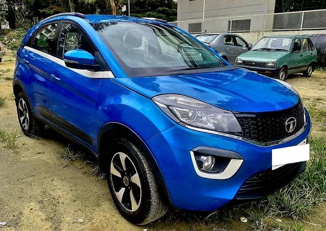 https://images10.gaadi.com/usedcar_image/4564400/original/processed_15815e1d7ecf5c50d14009cc52794822.jpg?imwidth=6400