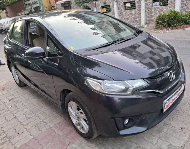 https://images10.gaadi.com/usedcar_image/4564412/original/processed_26ffebedff349c5f71230c7d7fc184e7.jpg?imwidth=6401
