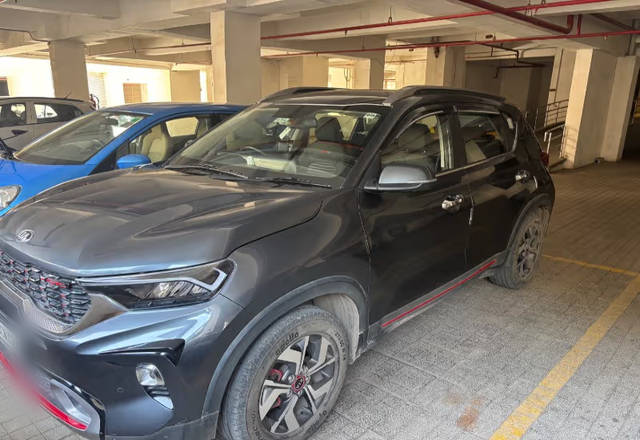 https://images10.gaadi.com/usedcar_image/4564446/original/f807301e-6084-41b4-acc7-8eaee1cb9b12.?imwidth=6400
