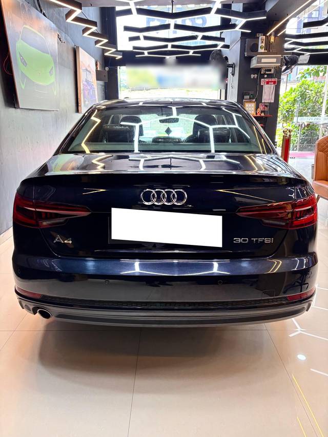 https://images10.gaadi.com/usedcar_image/4564470/original/processed_80f11d28d8626e5beaa2bdcfd6587937.jpg?imwidth=6401