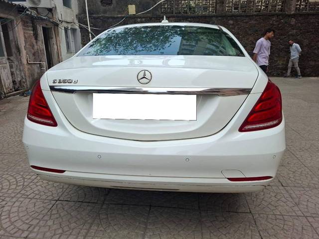 https://images10.gaadi.com/usedcar_image/4564475/original/processed_fa531ddedf9cfc087ce1bf55b4d37be4.jpg?imwidth=6401