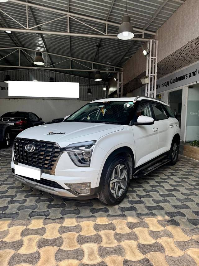 https://images10.gaadi.com/usedcar_image/4564477/original/processed_ee297b00d8dd8036b7ba88a8682ebb42.jpg?imwidth=6400