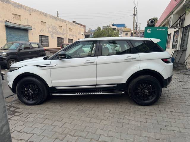 https://images10.gaadi.com/usedcar_image/4564500/original/processed_3796a338-3722-426e-adad-f342cf3e105e.jpg?imwidth=6402