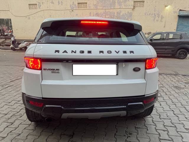https://images10.gaadi.com/usedcar_image/4564500/original/processed_3ca15fe5-f5a3-4257-a519-6ce2ed6dc536.jpg?imwidth=6401