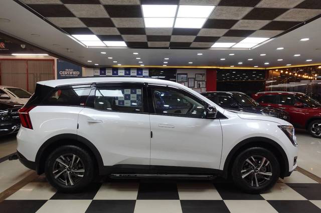 https://images10.gaadi.com/usedcar_image/4564501/original/processed_08564cf63efc4f30a2a4de1b6514aa14.jpg?imwidth=6401