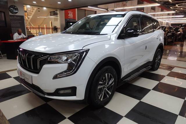 https://images10.gaadi.com/usedcar_image/4564501/original/processed_cf47c7b4e07229be0206813eaed5108a.jpg?imwidth=6400