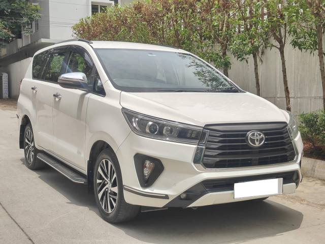 https://images10.gaadi.com/usedcar_image/4564550/original/processed_08cd67ba7226b3b2462065c42e816c82.jpg?imwidth=6400