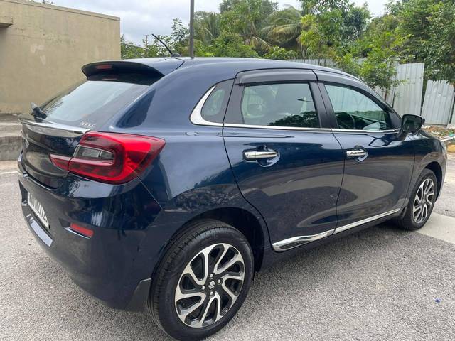 https://images10.gaadi.com/usedcar_image/4564556/original/processed_445478e73e193a47b42bc44846b43a53.jpg?imwidth=6402