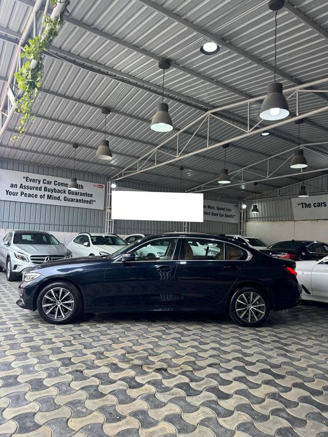 https://images10.gaadi.com/usedcar_image/4564558/original/processed_82411f3b12b11f7a32b72ea55c1740c5.jpg?imwidth=6401