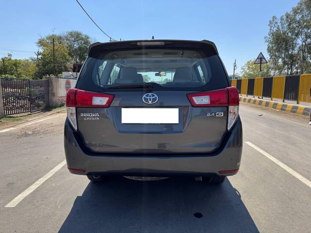 https://images10.gaadi.com/usedcar_image/4564560/original/processed_76e55c3c-5f7e-4f4d-84c8-92307151d617.jpg?imwidth=6401