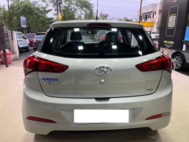 https://images10.gaadi.com/usedcar_image/4564561/original/processed_0259d106c36f68818639c7e4c273b6e6.jpg?imwidth=6402