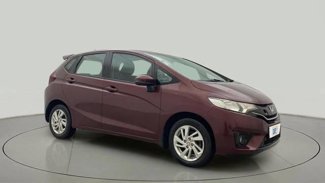 https://images10.gaadi.com/usedcar_image/4564565/original/1784040dd2728cb51861fd1af6c34815.jpg?imwidth=6400