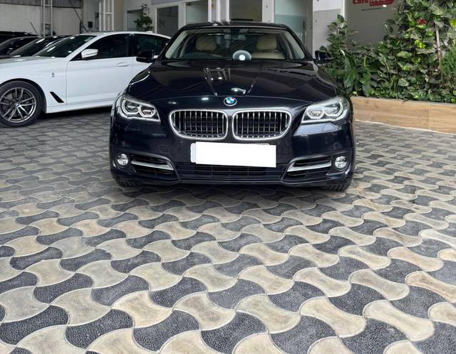 https://images10.gaadi.com/usedcar_image/4564570/original/processed_3dcd118567151f42c875cb1870f9de12.jpg?imwidth=6400