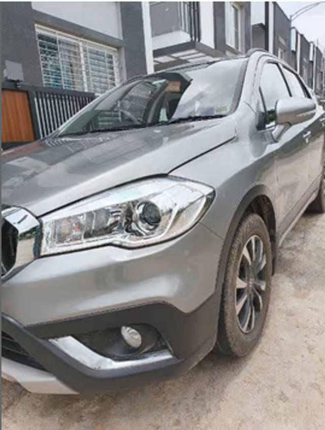 https://images10.gaadi.com/usedcar_image/4564605/original/2816f710-8669-489e-a867-3ec385db549f.png?imwidth=6402