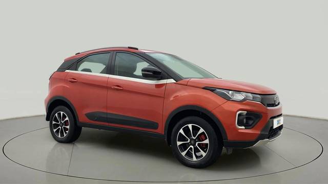 https://images10.gaadi.com/usedcar_image/4564639/original/3cada4ebea1775fb8d42be0ae1756154.jpg?imwidth=6400