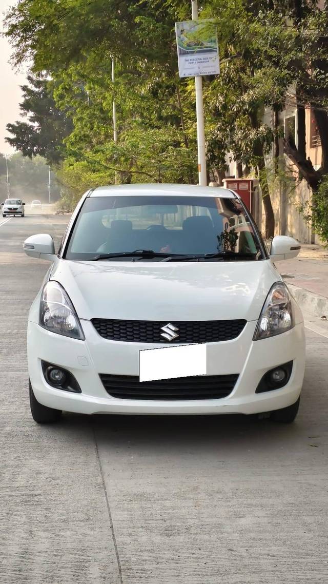 https://images10.gaadi.com/usedcar_image/4564647/original/processed_d8515b258013ebad9b147841273b82bf.jpg?imwidth=6400