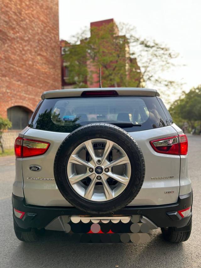 https://images10.gaadi.com/usedcar_image/4564648/original/processed_1186a71a2ce7487de422f50f7ce186e8.jpg?imwidth=6401