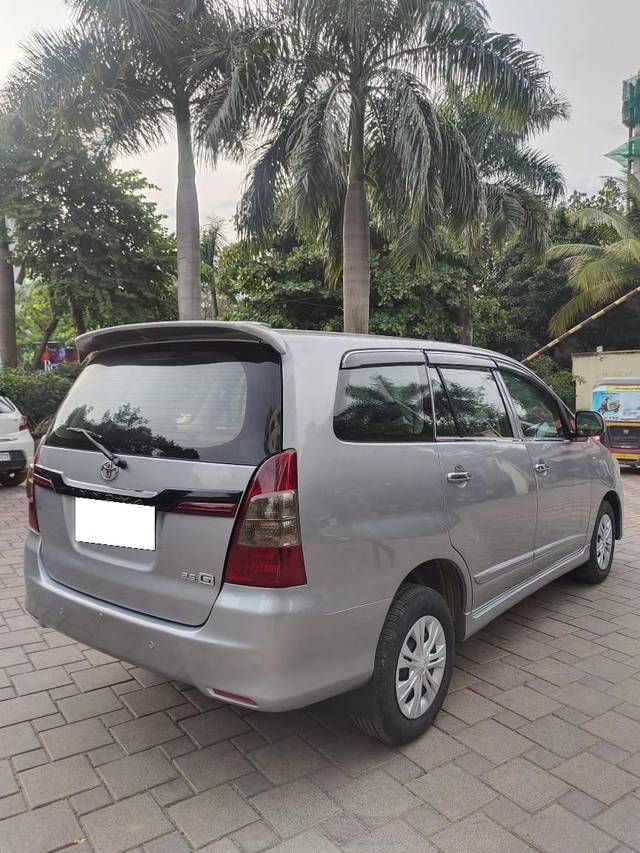 https://images10.gaadi.com/usedcar_image/4564666/original/processed_c26a8262cf4e26ef562bbb4e597edb82.jpg?imwidth=6402