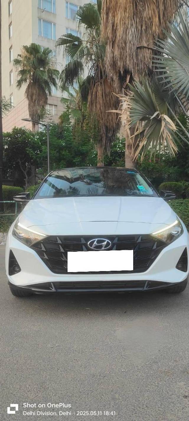 https://images10.gaadi.com/usedcar_image/4564668/original/processed_ac8e7f5218088c344b76c2cdf8050bb5.jpg?imwidth=6402