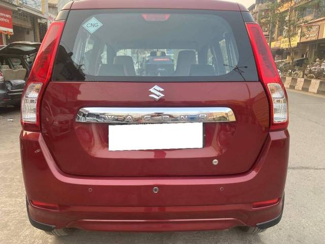 https://images10.gaadi.com/usedcar_image/4564690/original/processed_866be617-0940-4185-857b-543572ef7dd3.jpg?imwidth=6402