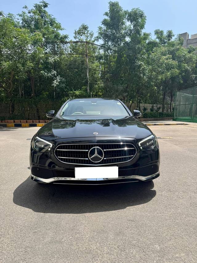 https://images10.gaadi.com/usedcar_image/4564691/original/processed_aff8e1cacecfaba55f72616f0450b580.jpg?imwidth=6400