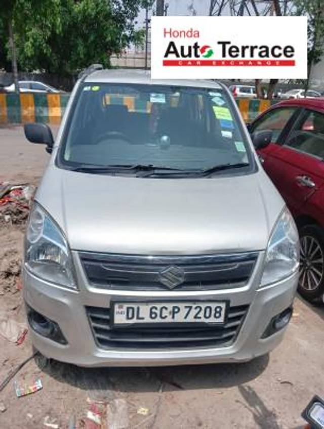 https://images10.gaadi.com/usedcar_image/4564709/original/ceb6f4e49d0c0fcd29486a41b0861eac.jpg?imwidth=6400