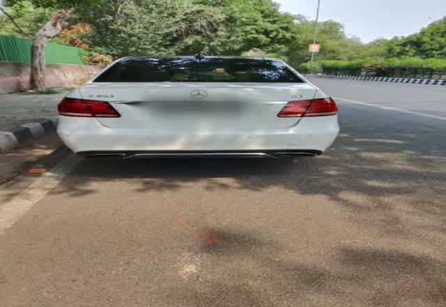 https://images10.gaadi.com/usedcar_image/4564720/original/8851100d-6812-4efb-bae6-df2584a7a13f.?imwidth=6402