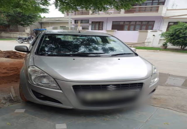 https://images10.gaadi.com/usedcar_image/4564750/original/8cd9fe13-4d70-4bce-a9b6-0b3b302cc954.?imwidth=6400