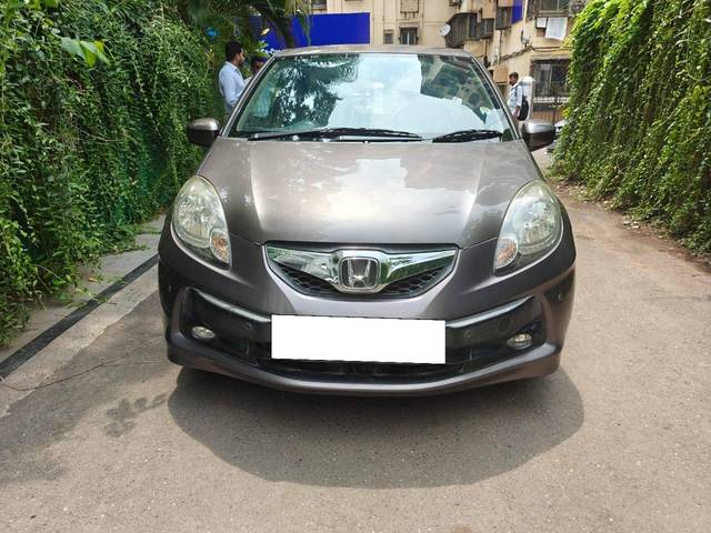 https://images10.gaadi.com/usedcar_image/4564776/original/processed_5e7265c3fb640aa00450e6e75ec2fe37.jpeg?imwidth=6400